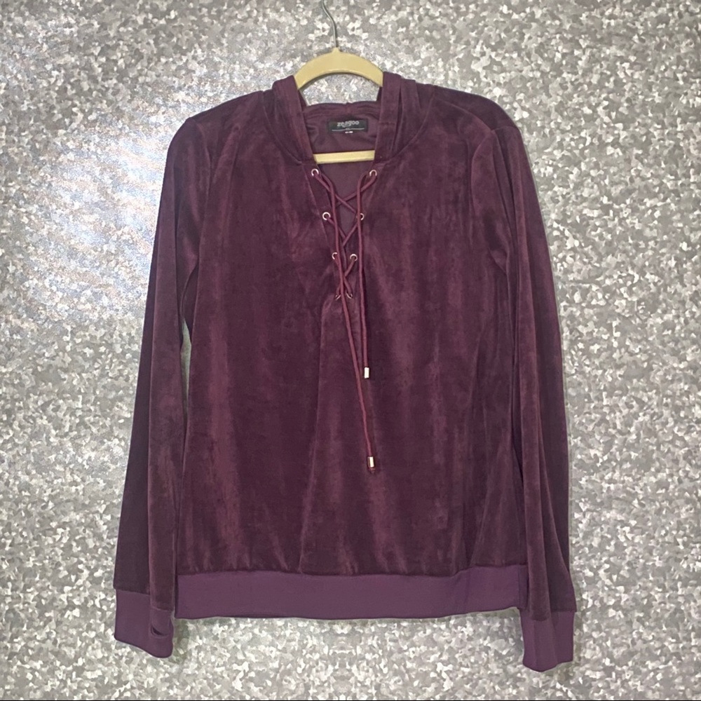 Zeagoo Hooded Velour Pullover Top size XXL Beautiful Plum Color Lace Up Neckline